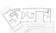 Spacious 4 bedroom house with swimming pool for sale in Konia