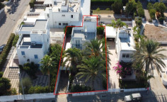Large 3 bedrooms house for sale in Paralimni