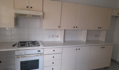Large 3 bedroom unfurnished apartment to rent in Acropolis