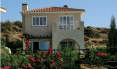 6 bedroom furnished house with swimming pool for sale in Argaka
