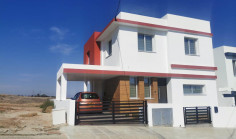 Spacious 4 bedroom house for sale in Tseri