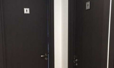 Spacious office to rent in Acropolis