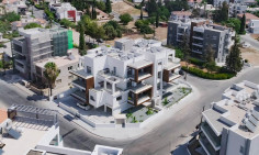 Large 3 bed apartment with swimming pool for sale in Germasogeia Tourist Area