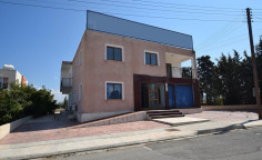 Beautiful 2 bedroom apartment for sale in Poli Crysochous