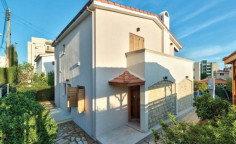House (detached) in Amathounta, Limassol for rent 