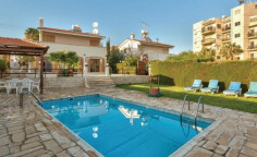 House (detached) in Amathounta, Limassol for rent 