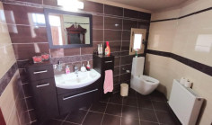 6 bedroom house to rent in Agia Fyla