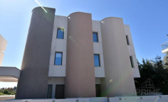 3 bedroom maisonette with swimming pool for sale in Potamos tis Germasogeias