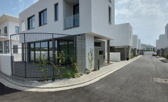 Spacious 3 bedroom house with swimming pool for sale in Pernera