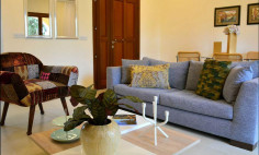2 bedroom furnished apartment with swimming pool to rent in Aphrodite Hills