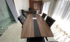 Office 150 m2 to rent in Mesa Geitonia