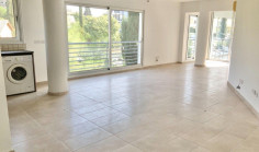 2 bedroom unfurnished apartment for sale in Lykabittos