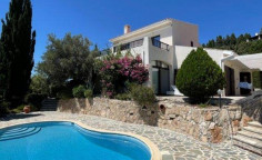 4 bedroom furnished villa with swimming pool for sale in Tala