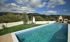 3 bedroom bungalow with swimming pool for sale in Mathikoloni