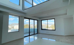 Spacious 4 bedrooms apartment with swimming pool for sale in Potamos tis Germasogeias