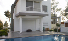 Lovely 3 bedrooms villa with swimming pool for sale in Souni