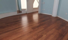 Shop for sale in Agias Zonis