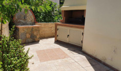 4 bedroom furnished bungalow to rent in Emba