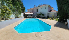 7 bedroom house with swimming pool for sale in Kalogiroi