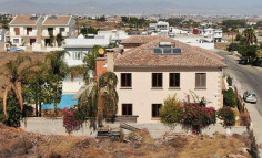 6 bedroom house with swimming pool for sale in Tseri