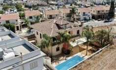 6 bedroom house with swimming pool for sale in Tseri