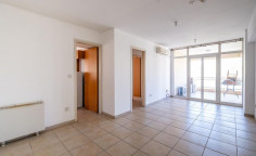 Beautiful two bedroom apartment for sale in Agioi Omologites