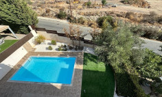 3 bedroom furnished house with swimming pool to rent in Germasogeia