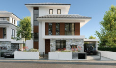 Large 5 bedroom house with swimming pool for sale in Oroklini