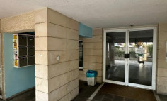 Large 3 bedrooms furnished apartment for sale in Neapolis