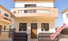 3 bedroom villa with title deeds walking distance to malama beach 