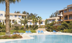Lovely 2 bed apartment with swimming pool for sale in Kato Paphos