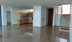 7 bedroom house with swimming pool for sale in Kato Paphos