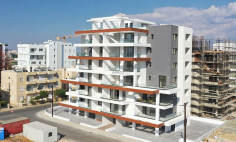 4 bedroom apartment for sale in Mackenzie Beach