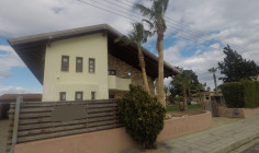 4 bedroom house in Pervolia 