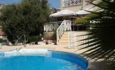 Beautiful 3 bedroom furnished house with swimming pool for sale in Agios Tychonas