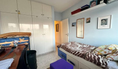 A two storey, 2 bedroom fully renovated maisonette with sea views in a A two storey, 2 bedroom fully renovated maisonette with sea views in a