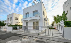 3 bedroom furnished villa with swimming pool for sale in Ayia Napa