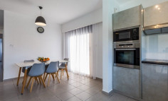 Three bedroom apartment for sale 