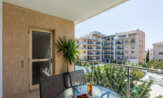 Three bedroom apartment for sale 