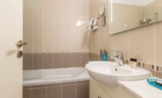 Three bedroom apartment for sale 