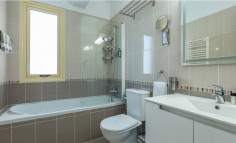 Three bedroom apartment for sale 
