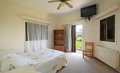 3 bedroom furnished villa for sale in Deryneia