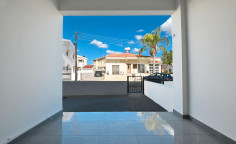 3 bedroom furnished apartment for sale in Aradippou