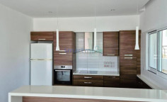 3 bedroom furnished apartment to rent in Germasogeia Above Highway