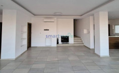 3 bedroom furnished apartment to rent in Germasogeia Above Highway