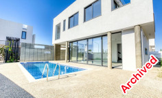 Spacious 3 bedroom villa with swimming pool for sale in Pernera