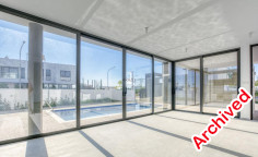 Spacious 3 bedroom villa with swimming pool for sale in Pernera