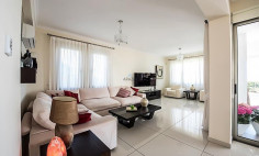 Sea front detached villa in Dekelia road, Larnaca 