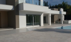 Beautiful 4 beds house with swimming pool for sale in Agios Tychonas