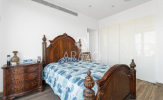 6 bedroom furnished villa with swimming pool for sale in Germasogeia